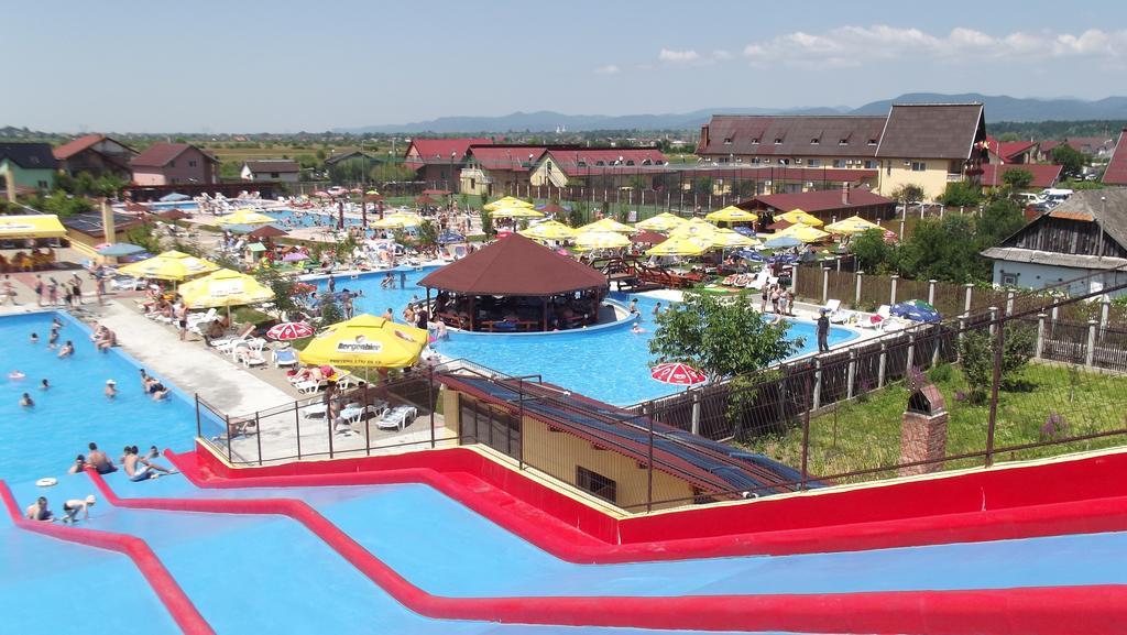 Motel Moara Veche Sacalaseni Ngoại thất bức ảnh