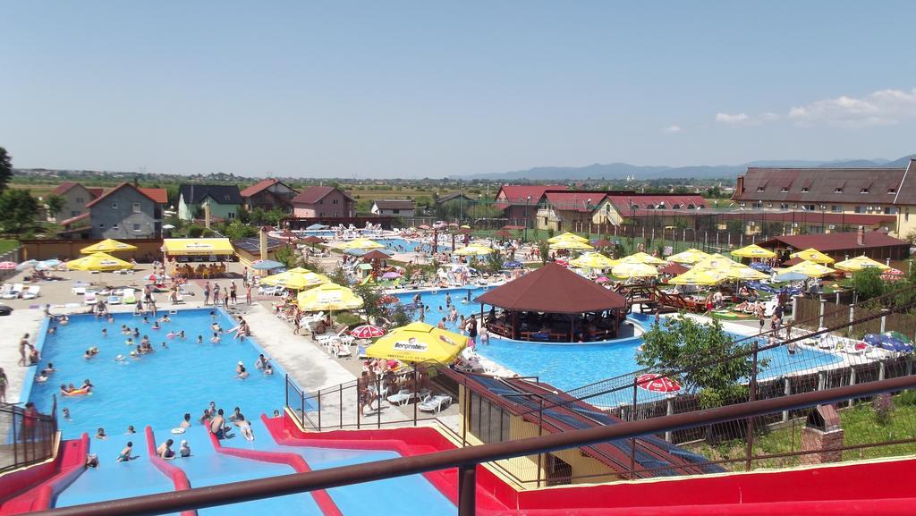 Motel Moara Veche Sacalaseni Ngoại thất bức ảnh