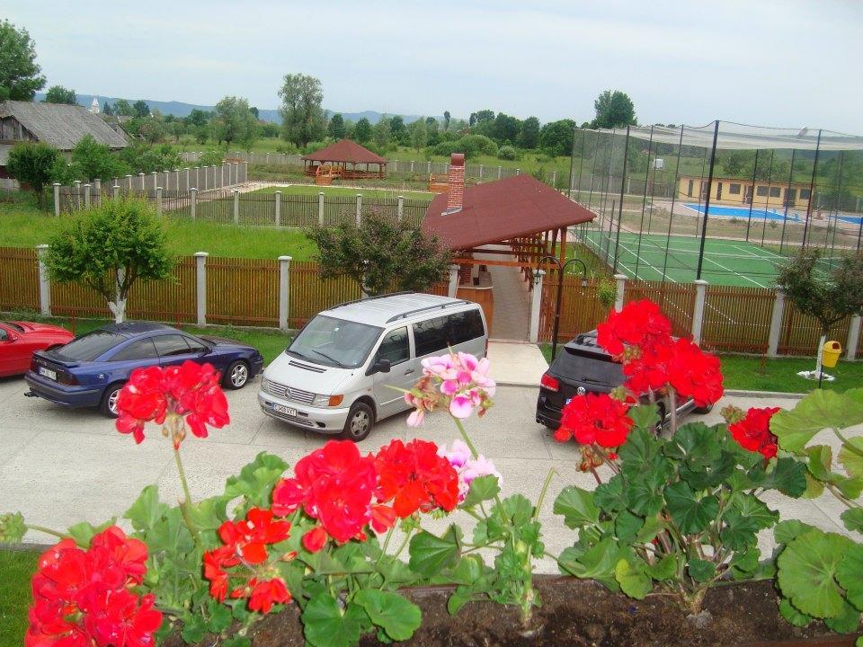 Motel Moara Veche Sacalaseni Ngoại thất bức ảnh